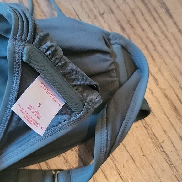 Dark green bikini top size Small Xhilaration 💚 - Picture 3 of 3